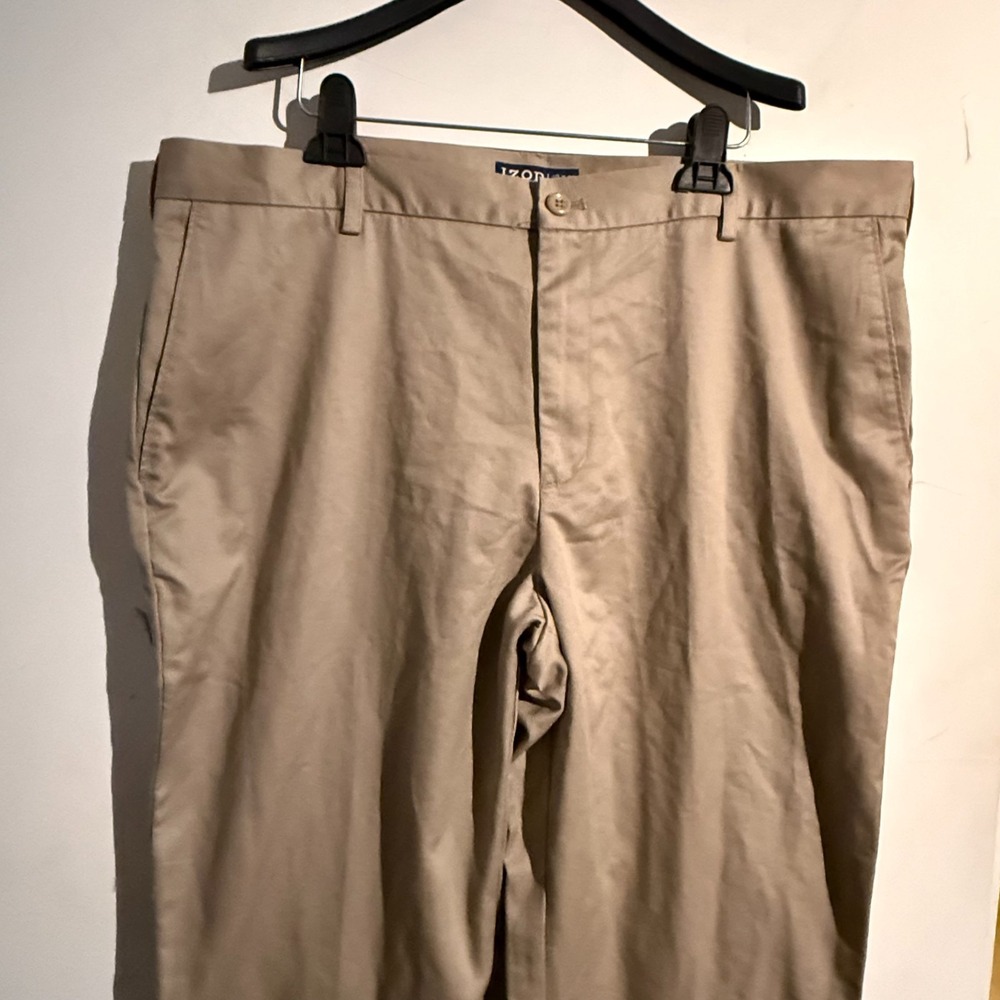 Izod American Chino Straight Mens Pants Size 40/30 NWT - Picture 2 of 5